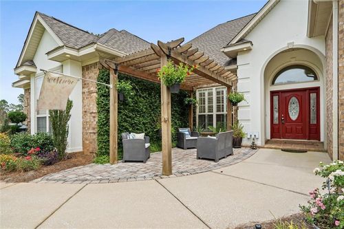 5541 Riverwood Lndg, Theodore, AL, 36582-2558 | Card Image