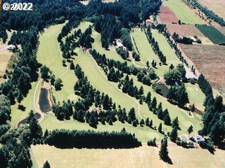 Commercial Sale in Estacada