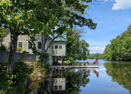 30 Riverside Dr, Ashland, NH, 03217-4309 | Card Image