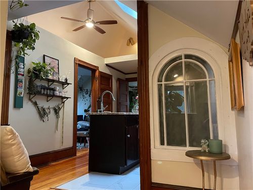 121 Rutherglen Ave, Providence, RI, 02907-3560 | Card Image