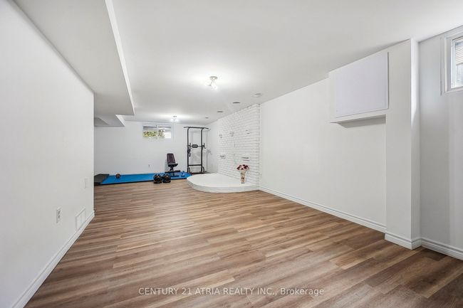 62 Guildwood Dr, House attached with 4 bedrooms, 1 bathrooms and 2 parking in Hamilton ON | Image 24