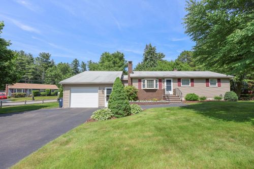 86 Tenby Dr, Nashua, NH, 03062-2063 | Card Image