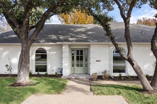 2413 Faron Street, Fort Worth, TX, 76107 | Card Image