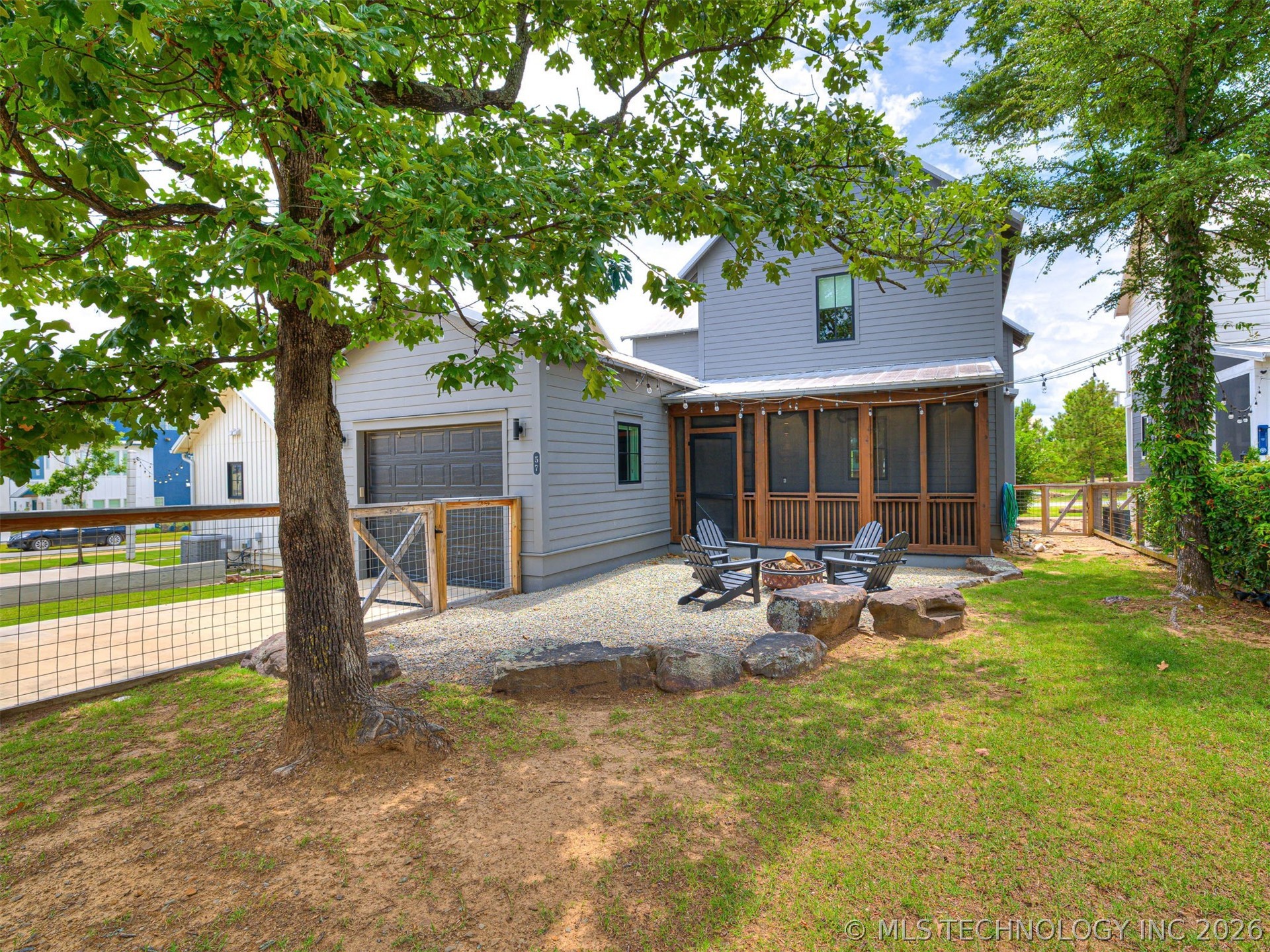 Residential in Carlton Landing 3