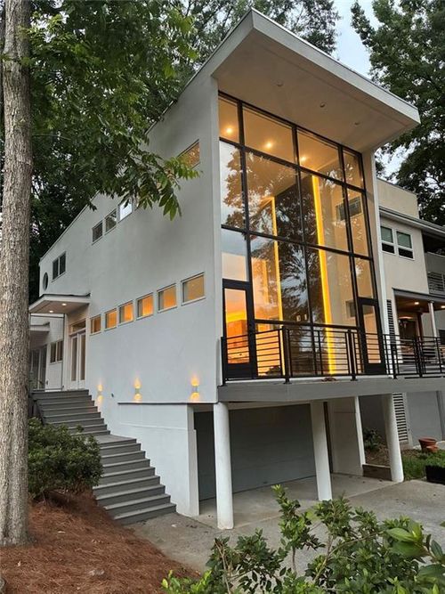 739 Antone St Nw, Atlanta, GA, 30318-7603 | Card Image