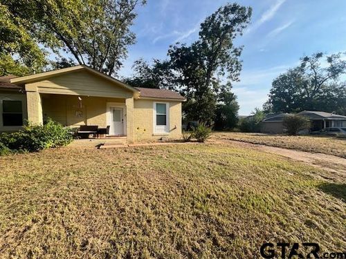 1804 E Ferdell St, Tyler, TX, 75701-2325 | Card Image
