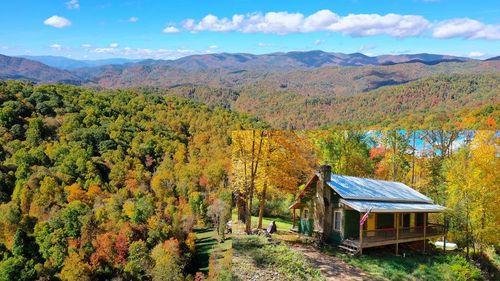 575 Vestal Cochran Rd, Topton, NC, 28781-0169 | Card Image