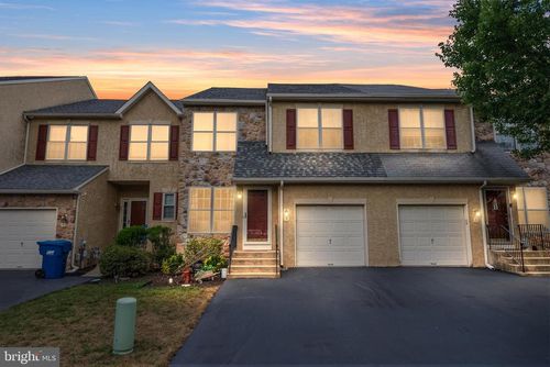 5 Chadwick Cir, NORRISTOWN, PA, 19403-4563 | Card Image