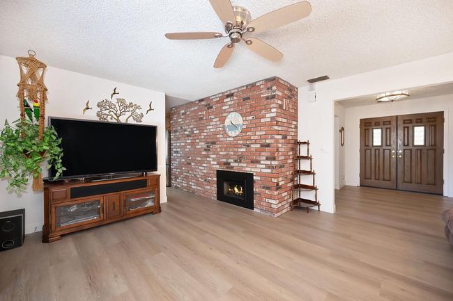 8798 Caselman Rd, House other with 3 bedrooms, 3 bathrooms and null parking in Sacramento CA | Image 7