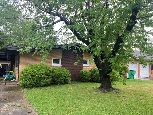 302 Meadow Dr, House other with 2 bedrooms, 1 bathrooms and null parking in Gainesville TX | Image 22
