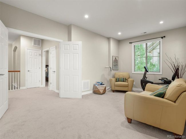 10103 Bluffmont Ln, Townhouse with 2 bedrooms, 3 bathrooms and null parking in Lone Tree CO | Image 22