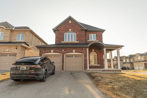 27 Bamburg Street, Georgina, ON, L0E1R0 | Card Image