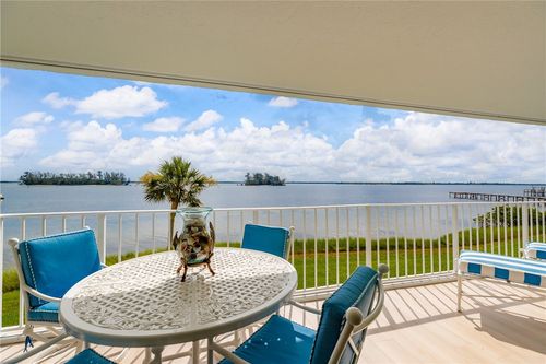 5914-5914 River Run Dr, Sebastian, FL, 32958-4709 | Card Image