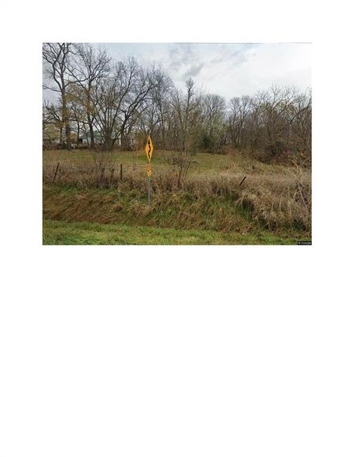 33466 Santa Fe Trl, Easton, KS, 66020-7220 | Card Image