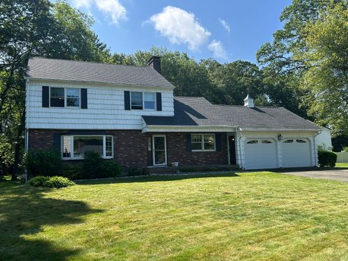 25 Tanglewood Ln, Naugatuck, CT, 06770-1619 | Card Image