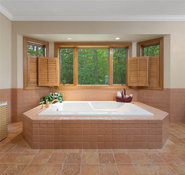 14371 Hidden Bay Ln, House other with 5 bedrooms, 6 bathrooms and null parking in Bigfork MT | Image 24