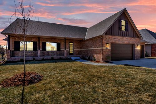 7905 E Turquoise Trl, Bel Aire, KS, 67226-7670 | Card Image