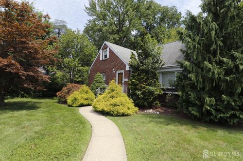 50 Clover Ave, Colonia, NJ, 07067-2007 | Card Image
