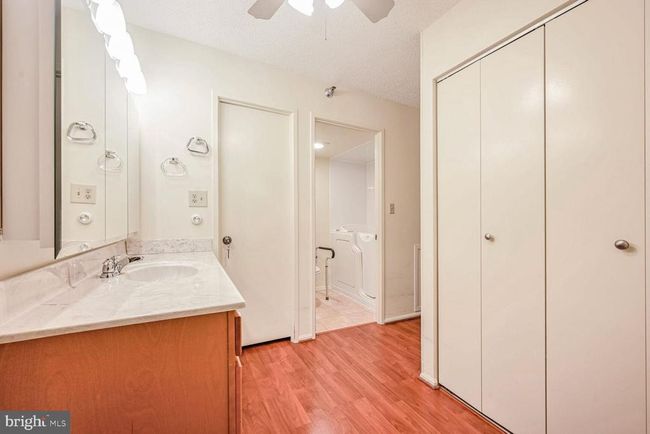 4-112 - 15100 Interlachen Dr, Condo with 2 bedrooms, 2 bathrooms and null parking in SILVER SPRING MD | Image 10