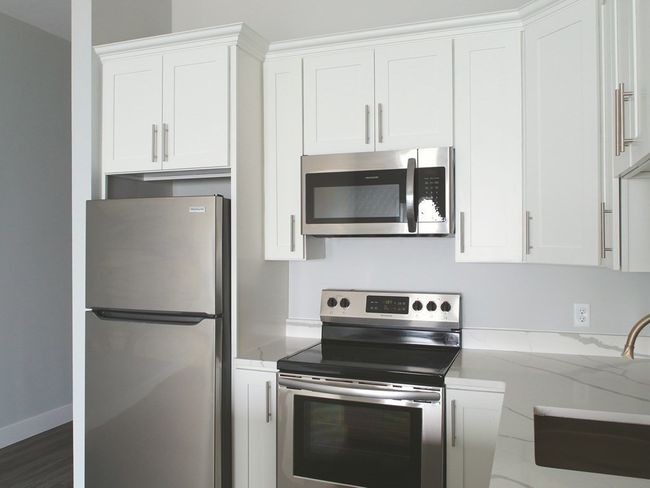 APT-301 - 163 Nantasket Ave, Condo with 1 bedrooms, 1 bathrooms and 1 parking in Hull MA | Image 14