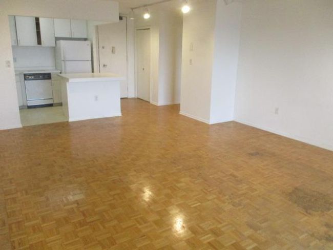 Living Area.JPG | Image 5