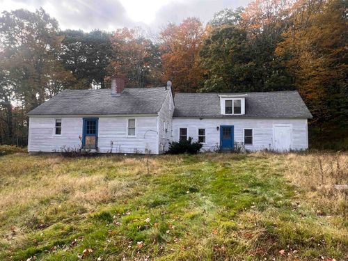 211 Breed Rd, Harrisville, NH, 03450-5607 | Card Image