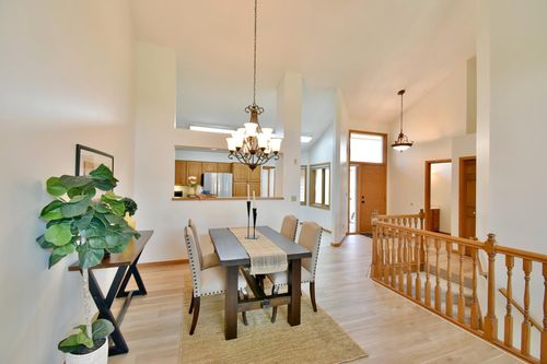 1640 Waterbury, Waconia, MN, 55387-1244 | Card Image