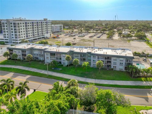 8-4500 37th St S, ST PETERSBURG, FL, 33711-4544 | Card Image