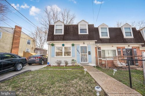7617 Allendale Cir, Hyattsville, MD, 20785-4102 | Card Image