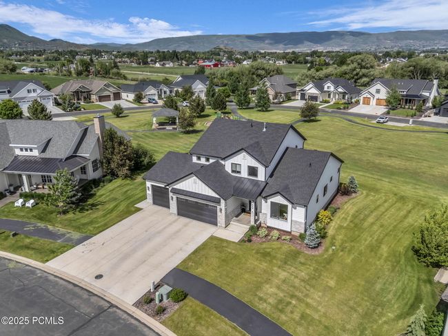 569 W Cascade Meadows Loop, Home with 6 bedrooms, 4 bathrooms and null parking in Midway UT | Image 52