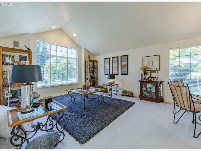 1705 River Pointe Loop, House other with 4 bedrooms, 2 bathrooms and 2 parking in Eugene OR | Image 4