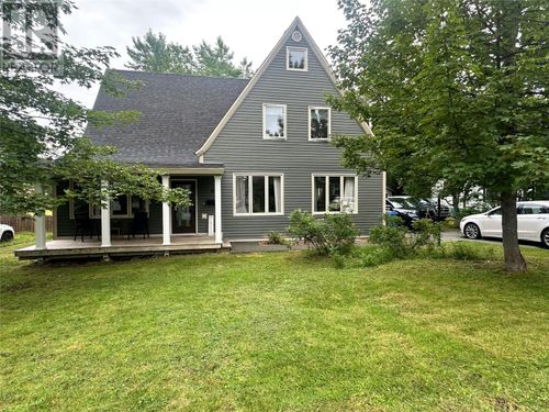 6 Hill Rd, Grand Falls-Windsor, NL, A2A1H1 | Card Image