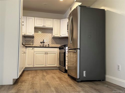 67-67 Bailey Ct, Middle Island, NY, 11953-1383 | Card Image