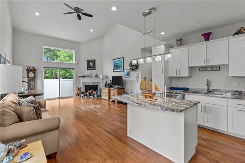 101-80 Bear Hill Road, Cumberland, RI, 02864 | Card Image