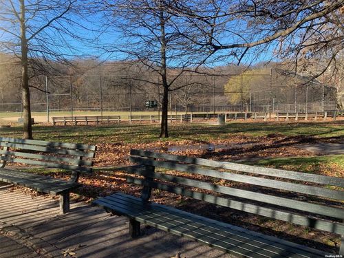 apt-6d-579 W 215th St, New York, NY, 10034-1239 | Card Image