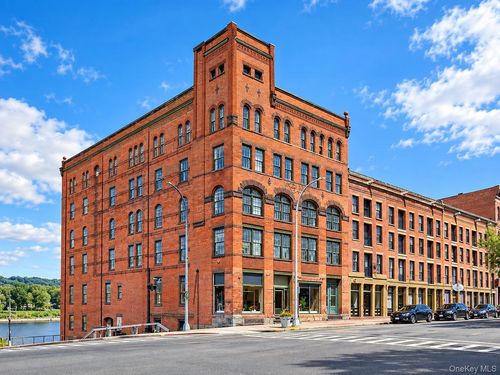 ba-155 River St, Troy, NY, 12180 | Card Image