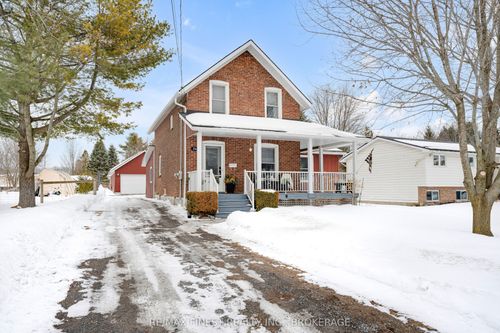 34 Alfred St, Napanee, ON, K7R3J1 | Card Image