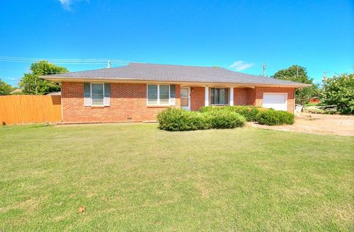 721 N Harrison Ave, Blanchard, OK, 73010-6202 | Card Image