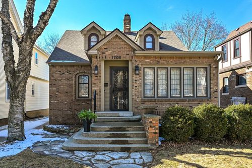 1705 N 68th Street, Wauwatosa, WI, 53213 | Card Image
