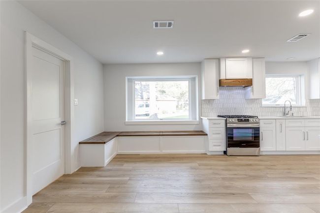 17619 Spicewood Springs Ln, House other with 4 bedrooms, 3 bathrooms and 2 parking in Spring TX | Image 15