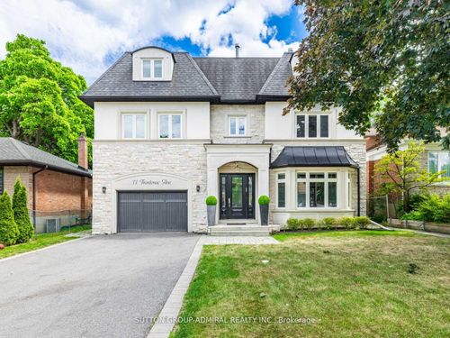 11 Frontenac Ave, North York, ON, M5N1Z4 | Card Image