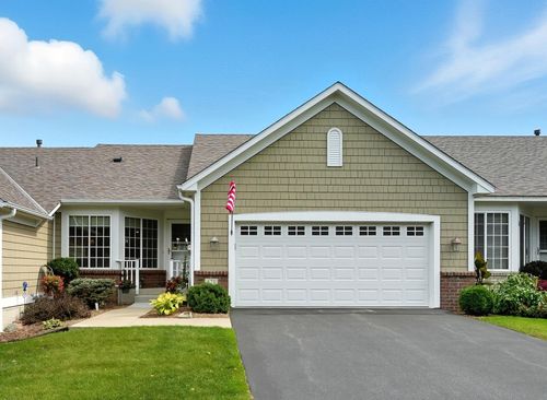 671 Regent Ln, Waconia, MN, 55387-1543 | Card Image