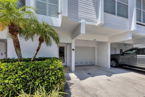 8272 Harborside Cir, ENGLEWOOD, FL, 34224-3507 | Card Image