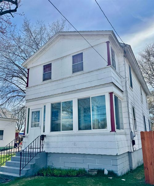 4 York Street, Swanton, VT, 05488 | Card Image