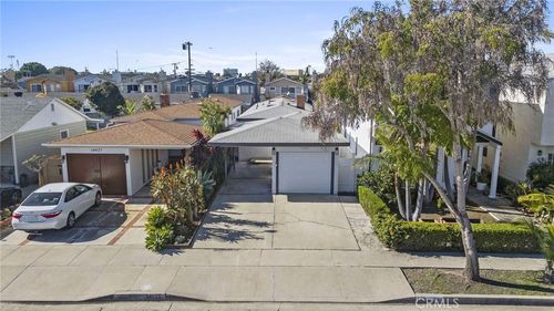 14925 Burin Ave, Lawndale, CA, 90260-1437 | Card Image