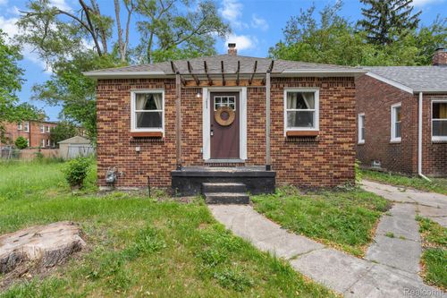 16230 Santa Rosa Dr, Detroit, MI, 48221-3048 | Card Image