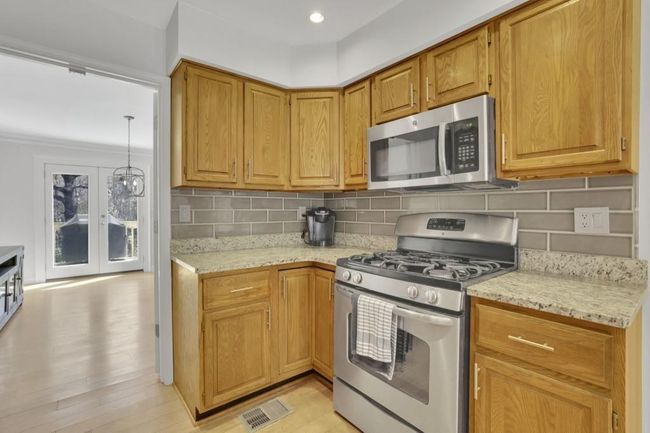 1363 Sheffield Glen Way Ne, Condo with 2 bedrooms, 3 bathrooms and null parking in Atlanta GA | Image 8