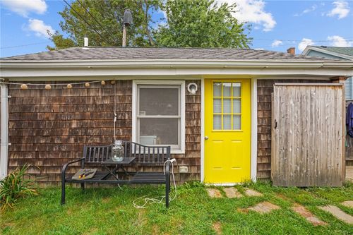 g-12 Hammond St, Newport, RI, 02840-4035 | Card Image