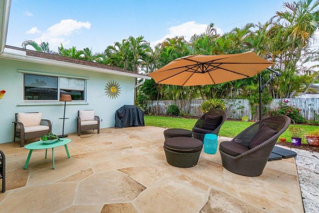 353 Mars Ave, House other with 2 bedrooms, 2 bathrooms and null parking in Tequesta FL | Image 21