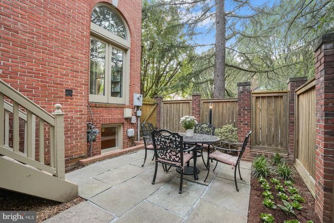 6638 Hampton View Pl, Townhouse with 3 bedrooms, 4 bathrooms and null parking in MCLEAN VA | Image 8